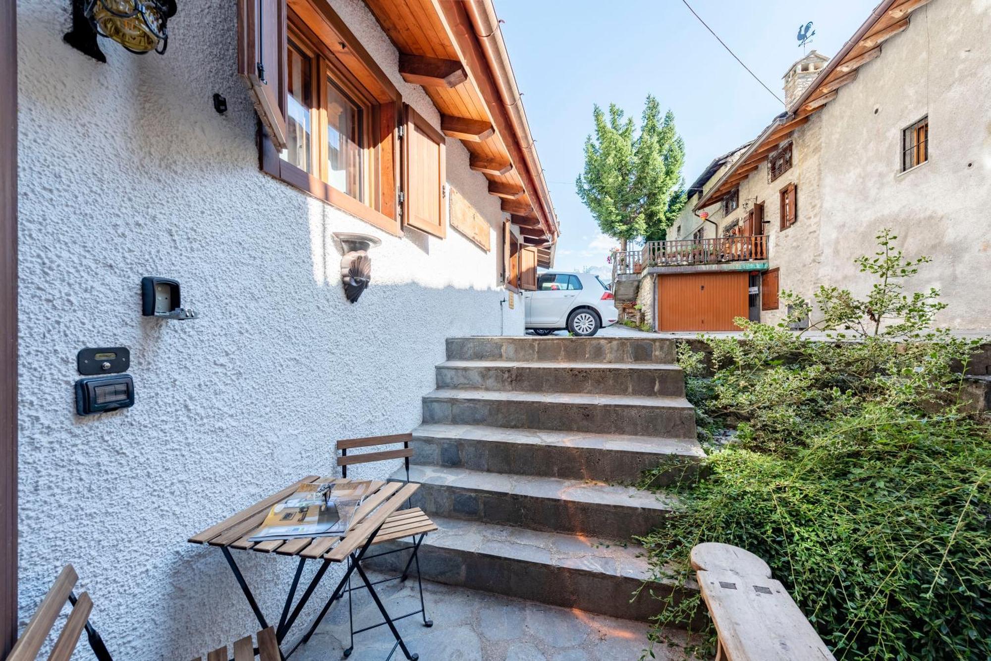 Beautiful Flat In Courmayeur - Happy Rentals Exterior photo